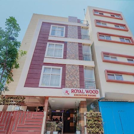 Oyo Flagship 80044 Royal Wood Deluxe Bangalore Exterior photo