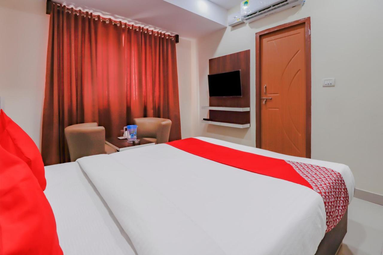 Oyo Flagship 80044 Royal Wood Deluxe Bangalore Exterior photo