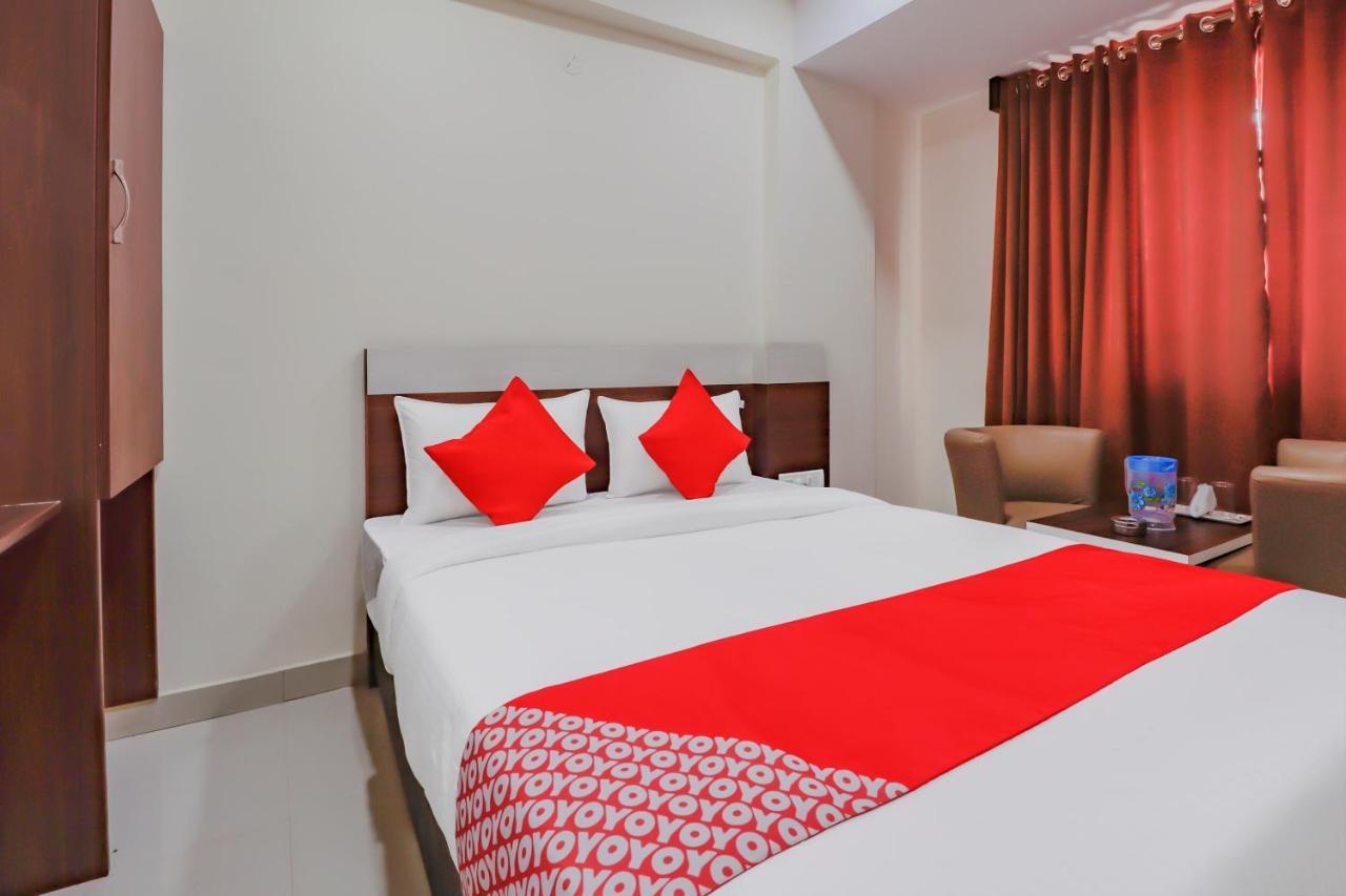 Oyo Flagship 80044 Royal Wood Deluxe Bangalore Exterior photo